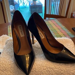 Steve Madden heels in good condition
